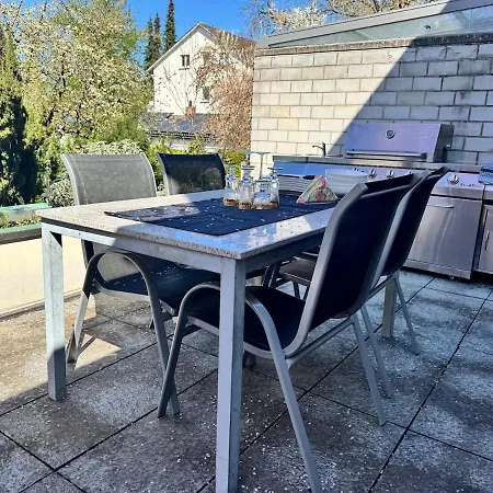 House Of Semesterbostad *